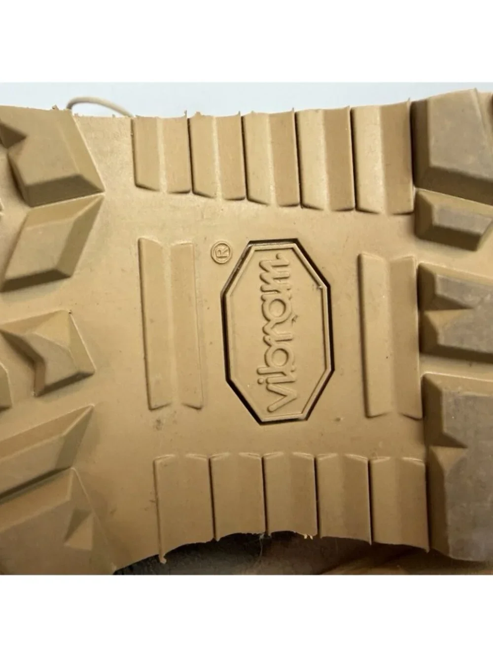 Rocky R6008 Tan Desert Safety Boots Men’s 10.5 W Steel Toe Vibram Tactical